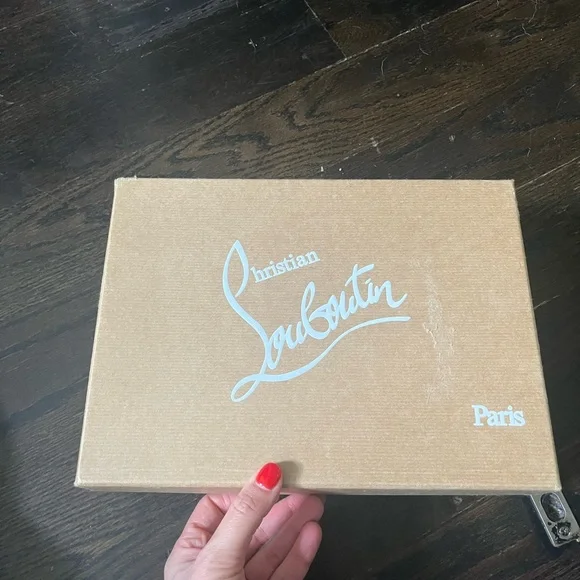 Louboutin Pigalle Follies - Picture 9 of 10